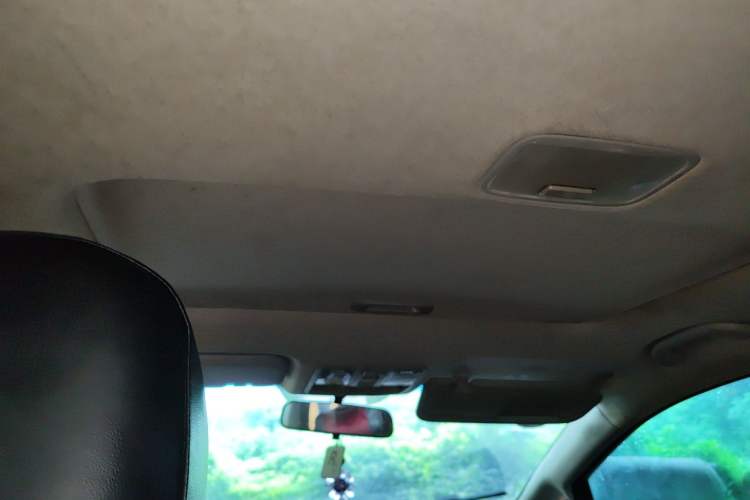 Used Kia K3 2013 1.6L Manual GLS Headliner