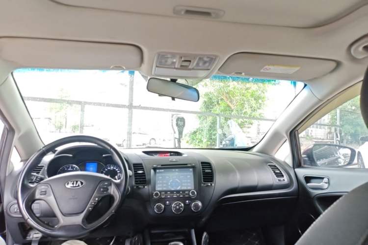 Used Kia K3 2013 1.6L Automatic GLS Headliner