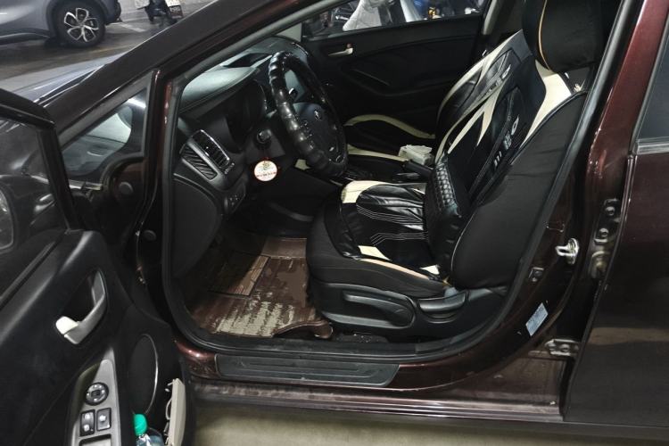 Used Kia K3 2013 1.6L Automatic DLX Left Front Seat