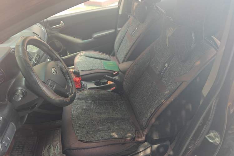 Used Kia K3 2013 1.6L Manual GLS Left Front Seat