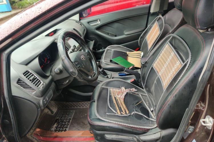 Used Kia K3 2013 1.6L Manual GLS Left Front Seat