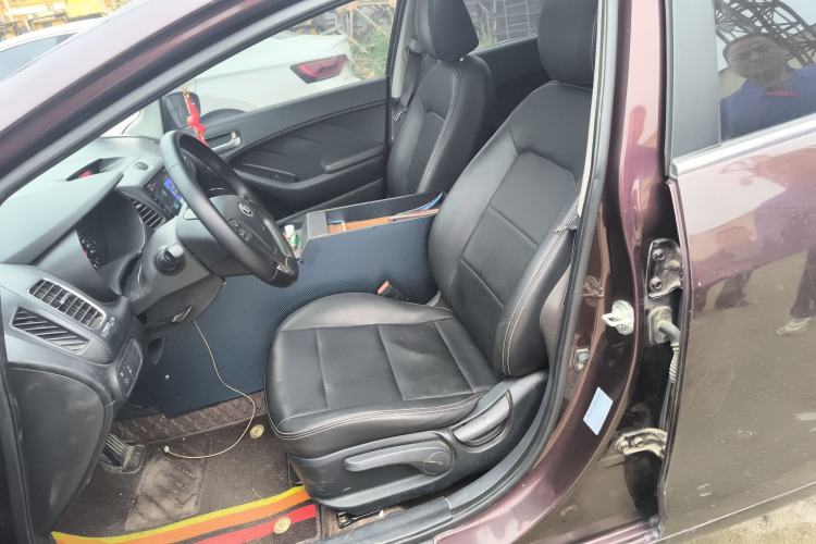 Used Kia K3 2013 1.6L Manual GLS Left Front Seat