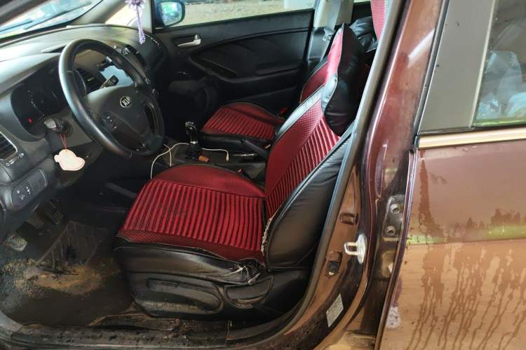 Used Kia K3 2013 1.6L Manual GLS Left Front Seat