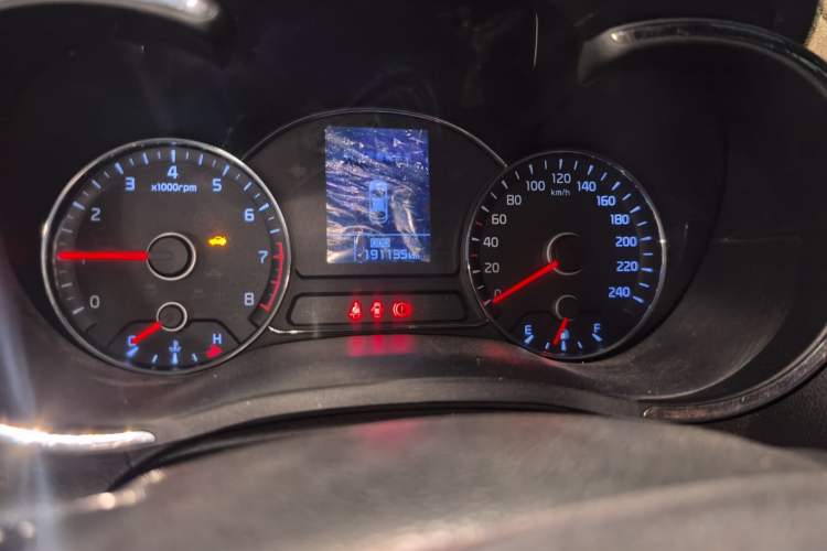 Used Kia K3 2013 1.6L Manual GLS Odometer Close Up