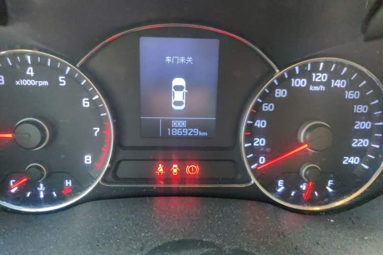 Used Kia K3 2013 1.6L Manual GLS Odometer Close Up