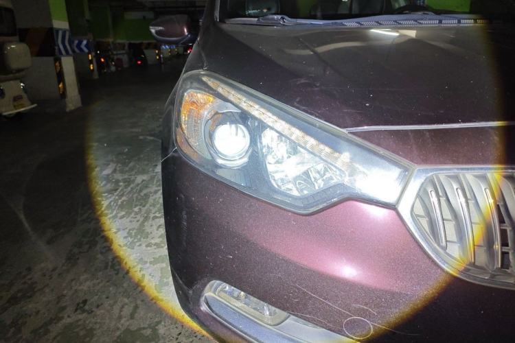 Used Kia K3 2013 1.6L Automatic GLS Right Front Headlight