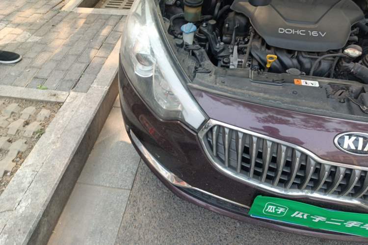 Used Kia K3 2013 1.6L Automatic GL Right Front Headlight