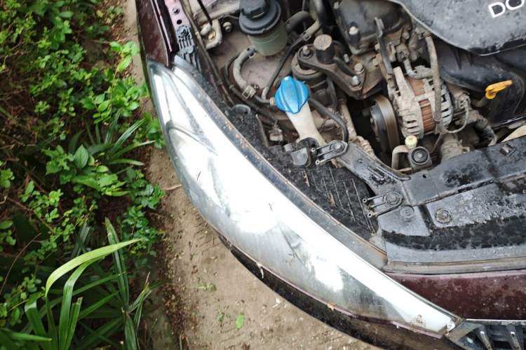 Used Kia K3 2013 1.6L Manual GL Right Front Headlight