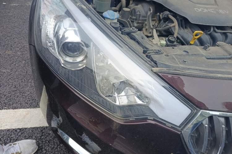 Used Kia K3 2013 1.6L Automatic GL Right Front Headlight