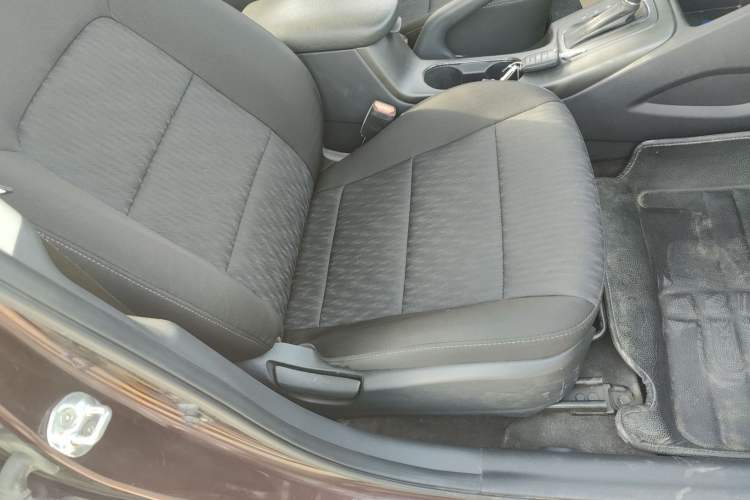 Used Kia K3 2013 1.6L Automatic GL Right Front Seat
