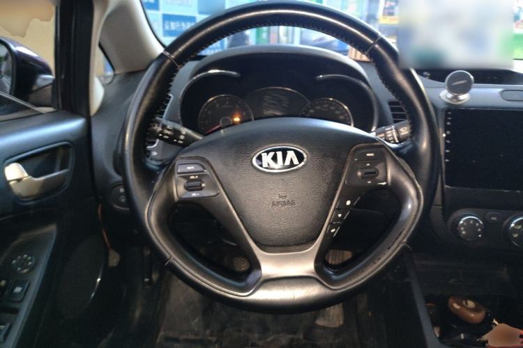 Used Kia K3 2013 1.6L Manual GLS Steering Wheel