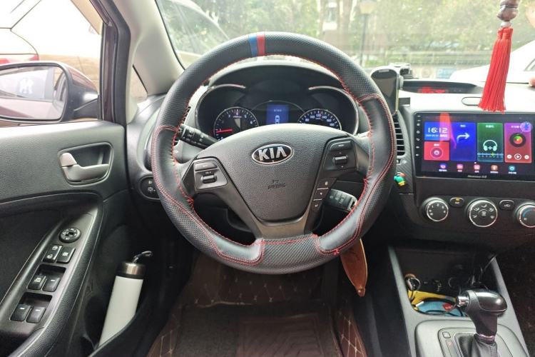 Used Kia K3 2013 1.6L Automatic GL Steering Wheel