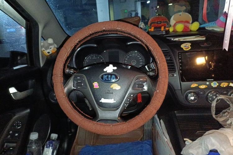 Used Kia K3 2013 1.6L Automatic DLX Steering Wheel