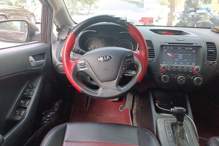 Used Kia K3 2013 1.6L Automatic GL Steering Wheel