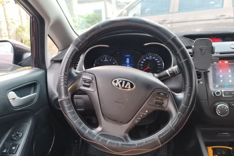 Used Kia K3 2013 1.6L Manual GLS Steering Wheel