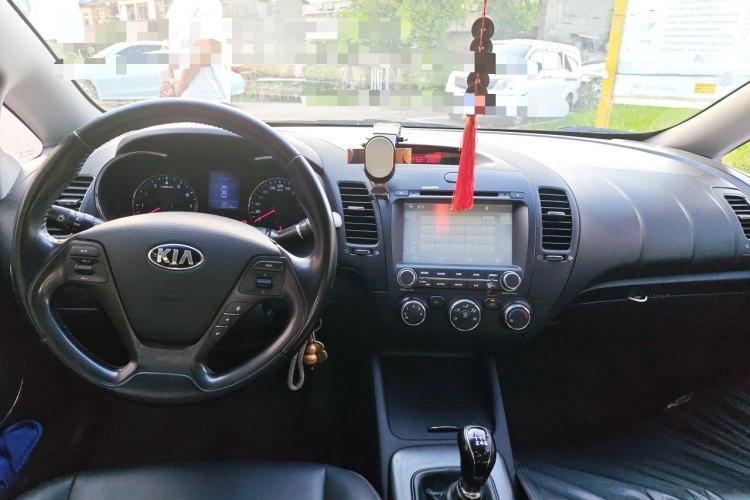 Used Kia K3 2013 1.6L Manual GLS Steering Wheel