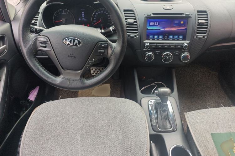 Used Kia K3 2013 1.6L Automatic GL Steering Wheel