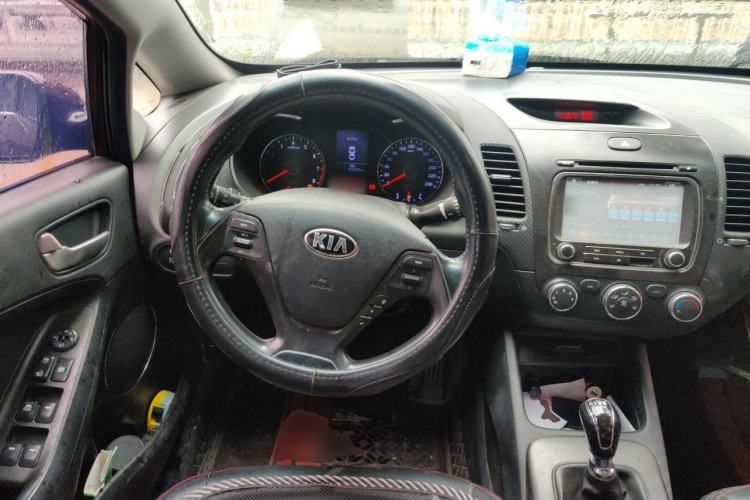 Used Kia K3 2013 1.6L Manual GLS Steering Wheel