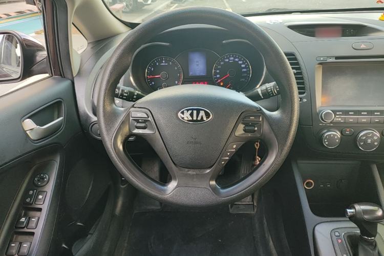 Used Kia K3 2013 1.6L Automatic GL Steering Wheel