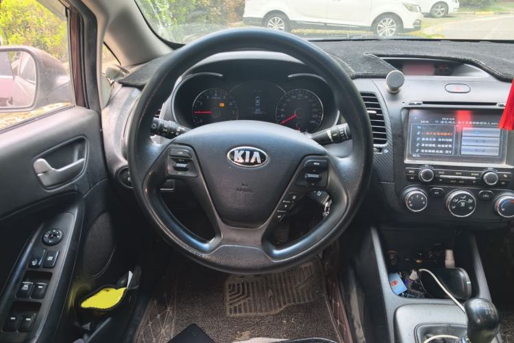 Used Kia K3 2013 1.6L Manual GL Steering Wheel