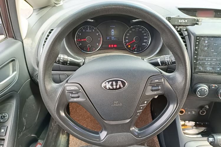 Used Kia K3 2013 1.6L Automatic GL Steering Wheel