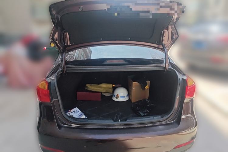 Used Kia K3 2013 1.6L Automatic GLS Trunk