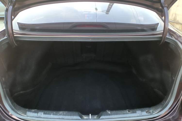 Used Kia K3 2013 1.6L Automatic GLS Trunk