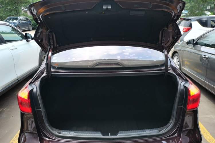 Used Kia K3 2013 1.6L Automatic Premium Trunk