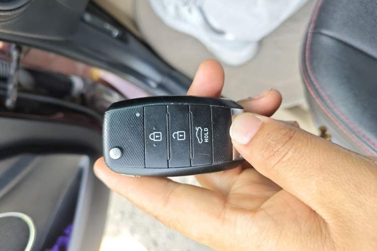 Used Kia K3 2013 1.6L Manual GLS Vehicle Key