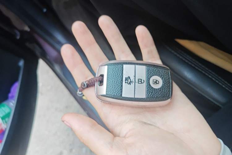 Used Kia K3 2013 1.6L Automatic GLS Vehicle Key