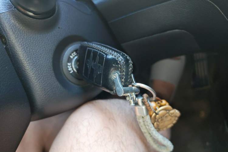 Used Kia K3 2013 1.6L Manual GLS Vehicle Key