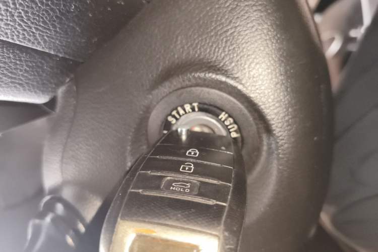 Used Kia K3 2013 1.6L Manual GLS Vehicle Key