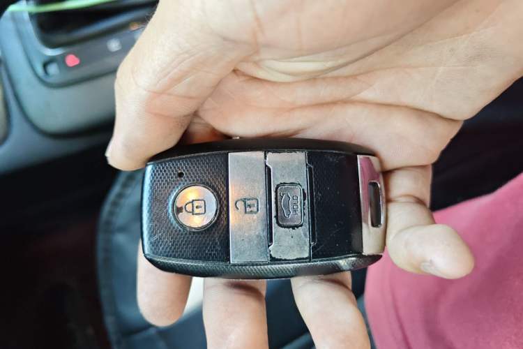 Used Kia K3 2013 1.6L Automatic GLS Vehicle Key