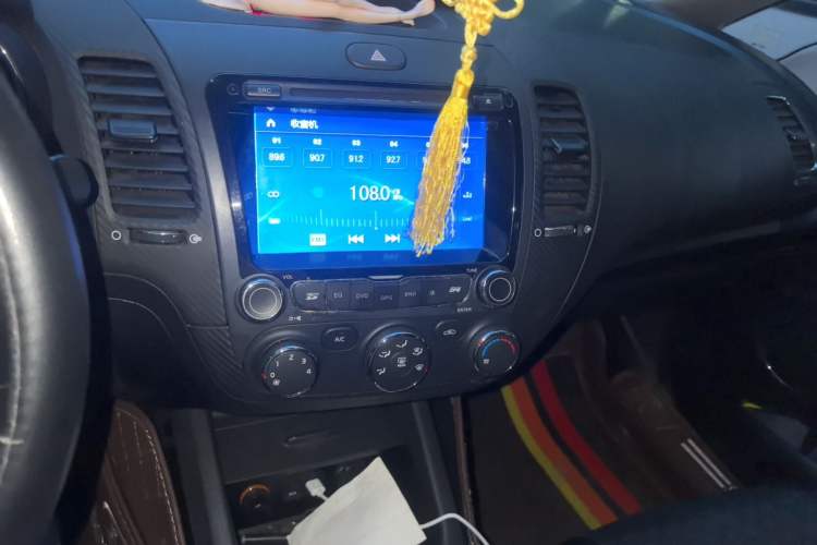 Used Kia K3 2013 1.6L Automatic GLS Audio And AC Panel
