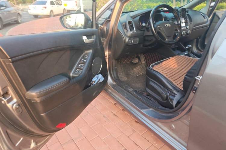 Used Kia K3 2013 1.6L Automatic GLS Driver Seat