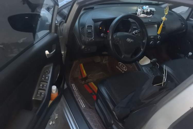 Used Kia K3 2013 1.6L Automatic GLS Driver Seat
