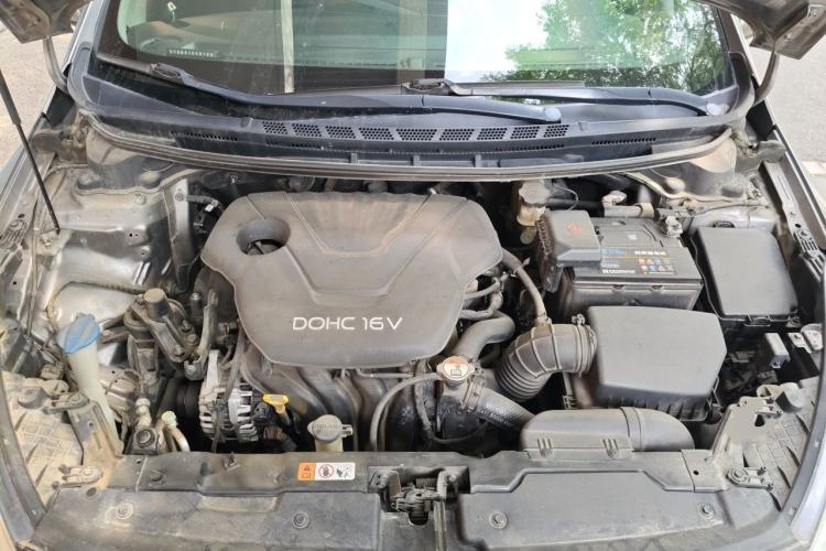 Used Kia K3 2013 1.6L Manual GLS Engine Bay