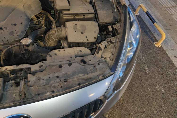 Used Kia K3 2013 1.6L Automatic GLS Engine Bay Left