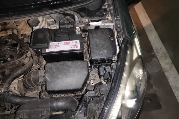 Used Kia K3 2013 1.6L Automatic GLS Engine Bay Left