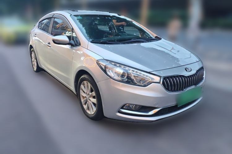 Used Kia K3 2013 1.6L Automatic GLS Front Right 45 Deg