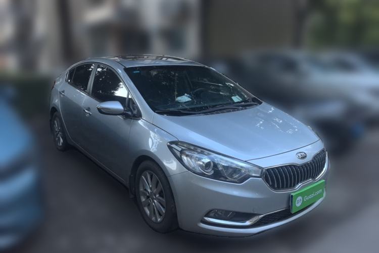 Used Kia K3 2013 1.6L Automatic GLS Front Right 45 Deg