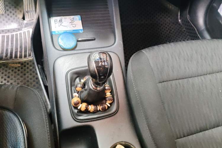 Used Kia K3 2013 1.6L Manual GLS Gear Lever