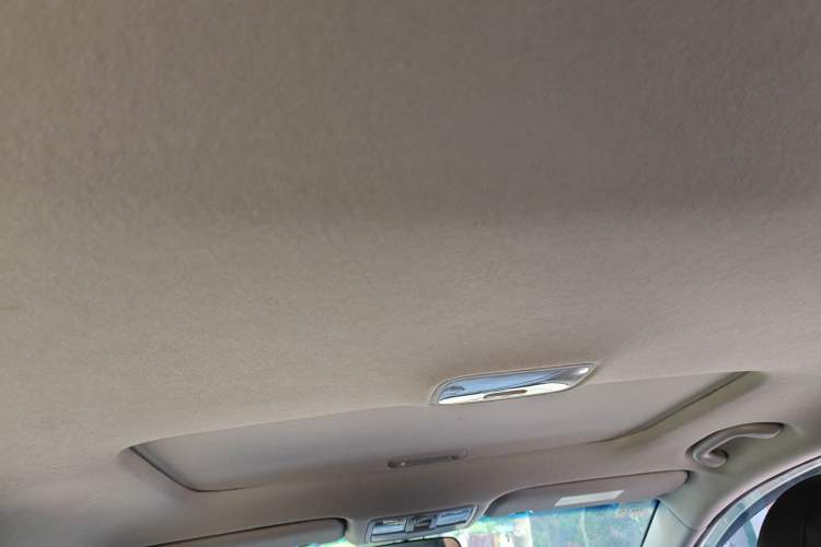 Used Kia K3 2013 1.6L Automatic DLX Headliner