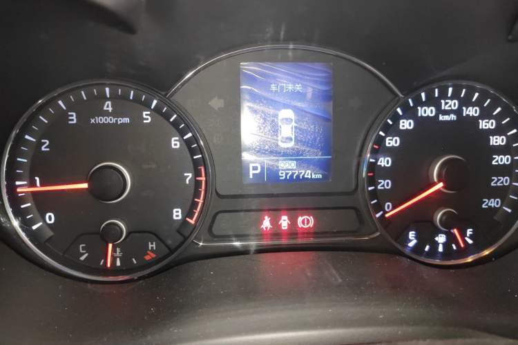 Used Kia K3 2013 1.6L Automatic GLS Odometer Close Up