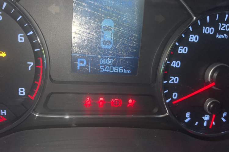 Used Kia K3 2013 1.6L Automatic GLS Odometer Close Up