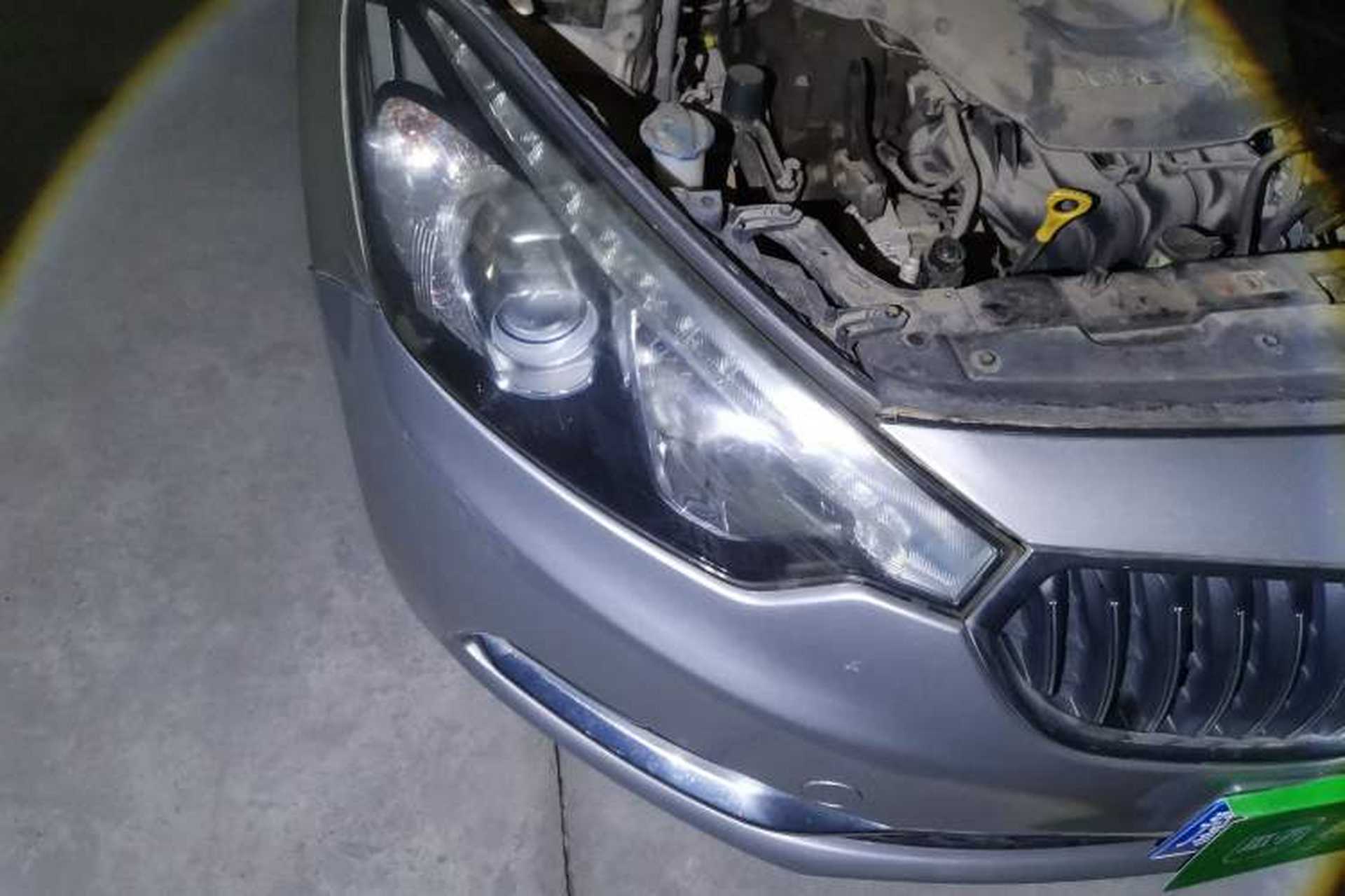 Used Kia K3 2013 1.6L Manual GLS Right Front Headlight