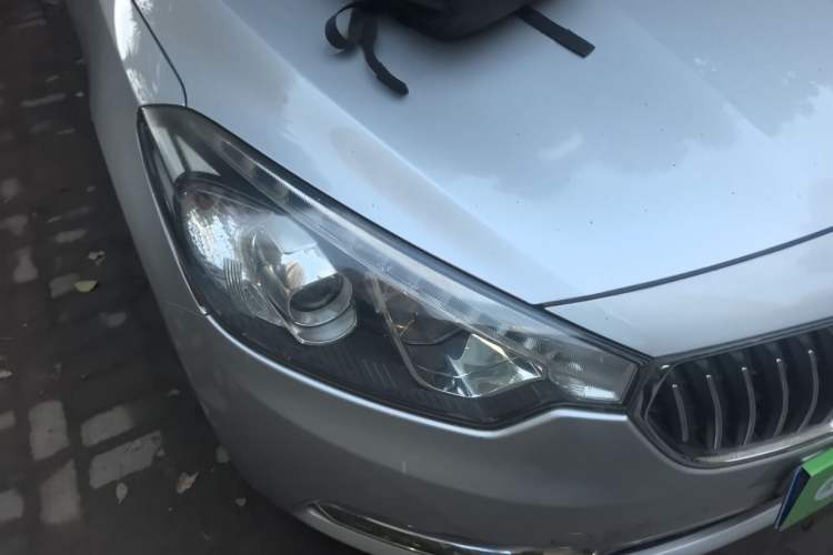 Used Kia K3 2013 1.6L Automatic GLS Right Front Headlight
