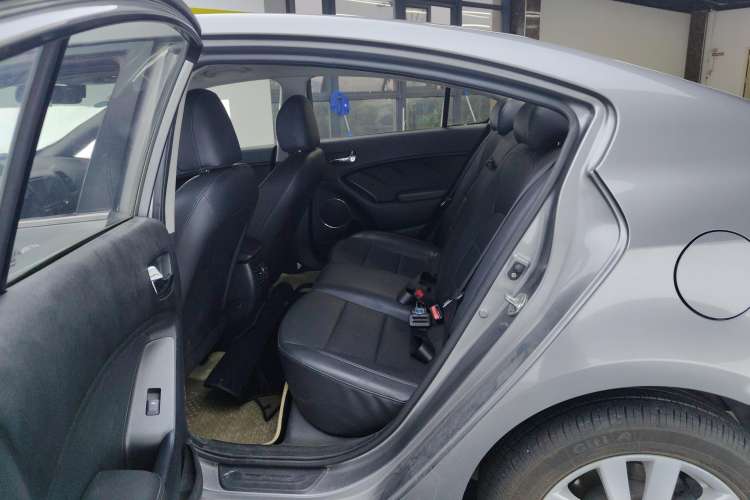 Used Kia K3 2013 1.6L Automatic DLX Right Rear Seat