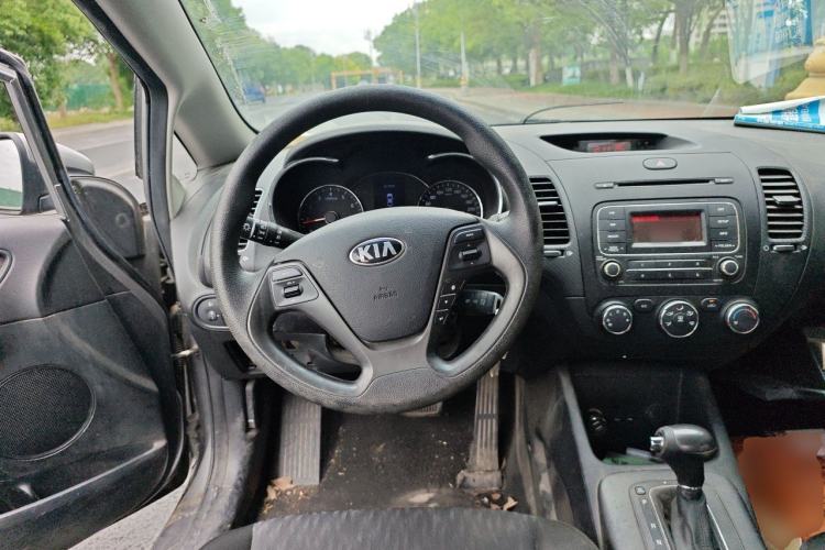Used Kia K3 2013 1.6L Automatic GL Steering Wheel