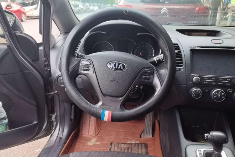 Used Kia K3 2013 1.6L Automatic GL Steering Wheel